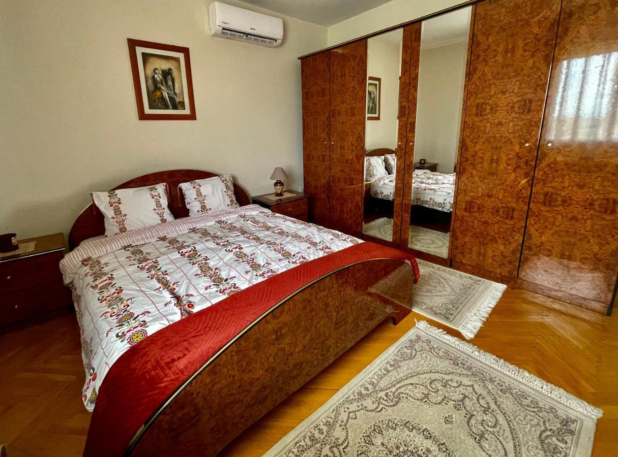 Villa Garden Pristina Extérieur photo